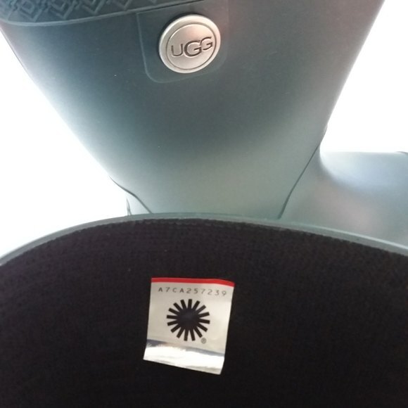 New UGG Rain Boot Green Sienna Waterproof Short Matte 10 - Picture 8 of 12